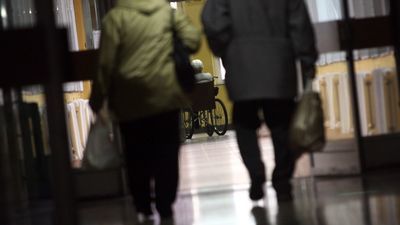 „Senior+” i „Aktywni+”. Kto może dostać pieniądze z rządowych programów?