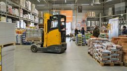 Od dzisiaj w Polsce obowiązują nowe obostrzenia epidemiczne. Co się zmienia?