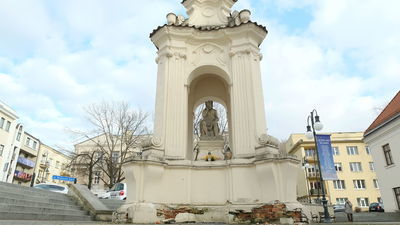 Kapliczka Chrystusa Frasobliwego