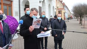 W grudniu Samorządową Kartę Praw Rodzin bronili w Białej Podlaskiej przedstawiciele instytutu Ordo Iuris