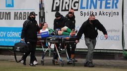 W ten sposób Oliwia Rapacka opuszczała w niedzielę stadion w Łęcznej