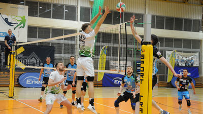 Siatkarze Arki Tempo Chełm wygrali 3:2 z faworytem grupy VI drugiej ligi i doprowadzili do remisu w fazie play-off