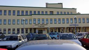 Łęczna. Młoda kobieta zmarła przed szpitalem