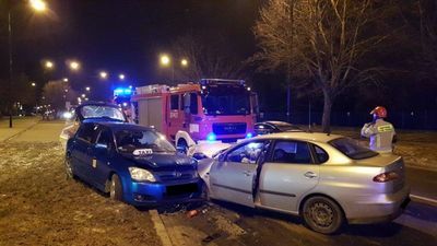 Czołowe zderzenie samochodów ul. Związkowej w Lublinie