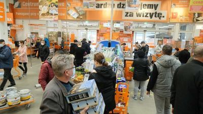 Lockdown coraz bliżej. OBI w Lublinie czynne do ostatniego klienta