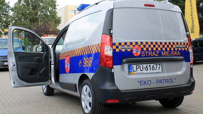 Puławska Straż Miejska potrzebuje nowego samochodu. Niewykluczone, że miejska formacja zakupi kolejny egzemplarz dacii dokker. Ten pierwszy wszedł do służby jesienią 2017 roku.