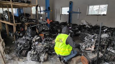 „Dziupla” a w niej 52 silniki. Głównie włoskie