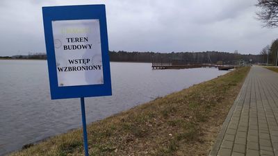 Łuków: Nad Zimną Wodą nie można jeszcze spacerować