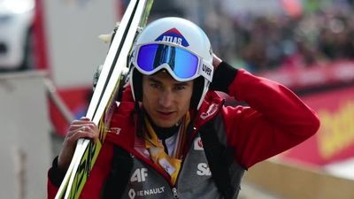 Skoki narciarskie. Sezon 2020/2021 przeszedł do historii. Kamil Stoch kończy go na podium