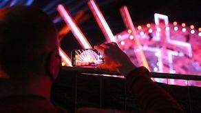 W Lublinie, z powodu obostrzeń, koncert został zarejestrowany bez udziału publiczności. Ale i tak najbardziej zdeterminowani próbowali go obejrzeć zza płotu ustawionego wzdłuż Al. Racławickich