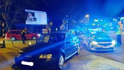 Wypadek na skrzyżowaniu w Chełmie. Rozbite auta zablokowały ruch