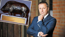 – Jak poczułby się laureat takiej nagrody otrzymując plastikową lub gipsową statuetkę? Statuetka wykonana jest przez artystę na indywidualne zamówienie, a nie chińszczyzna za 100 zł z Allegro – przekonuje burmistrz Łęcznej Leszek Włodarski 