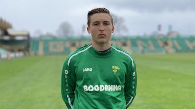 Górnik stawia na swoich. Szymon Zabłotny z profesjonalnym kontraktem