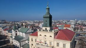 Pracownicy Biura Partycypacji Społecznej Urzędu Miasta Lublin oferują wsparcie dla mieszkańców przy pisaniu wniosku