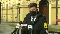 Zapisy na szczepienia dla 40-latków okazały się jednak "usterką systemu"