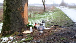 Miejsce śmierci Patrycji w pobliżu Końskowoli. Po tragedii pojawiły się tu znicze