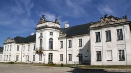 Radzyń Podlaski: W pałacu Potockich remont. Niektórych czeka wyprowadzka 