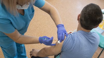 Lubelskie. Kto zaszczepi się w pracy? W jednym zakładzie już ponad 1000 chętnych