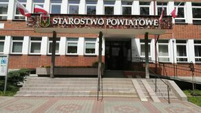 Kto tak naprawdę jest dyrektorem szpitala w Hrubieszowie i czy mu płacą?