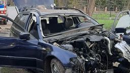 Pięć osób w szpitalu po wypadku BMW koło Biłgoraja