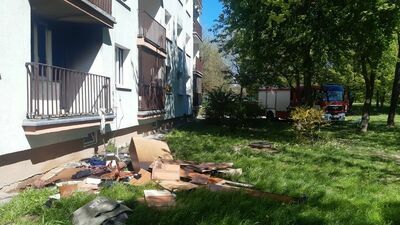 Dwa pożary w tym samym wieżowcu w Lublinie. Minęło kilka godzin, a znów jechali gasić