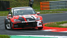 Szymon Ładniak ma za sobą debiut w ADAC TCR Germany