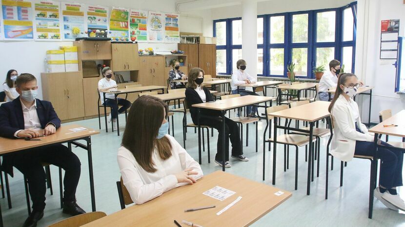 W poniedziałek ósmoklasiści pisali egzamin z języka polskiego.