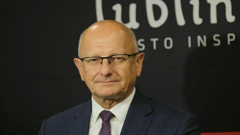 Krzysztof Żuk, ogłaszając walkę o czwartą kadencję na dwa lata przed wyborami, zaskoczył wiele osób