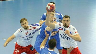 Azoty Puławy – Orlen Wisła Płock 24:33. Została walka o brąz