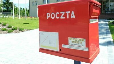 Wysoka prowizja na poczcie uchroniła emerytów z Lublina
