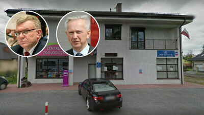 Senator PiS Stanisław Gogacz (po prawej) wynajmuje lokal na biuro senatorskie w prywatnym domu radnego swojej partii Ryszarda Szczygła (po lewej)