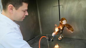 Zabawki są testowane m.in. w laboratorium UOKiK w Lublinie