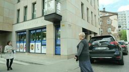 Nowa podstrefa obejmie 440 miejsc postojowych, co oznacza, że właśnie tyle bezpłatnych miejsc ubędzie lubelskim kierowcom. Parkowanie ma być płatne w dni powszednie od godz. 8 do 18.