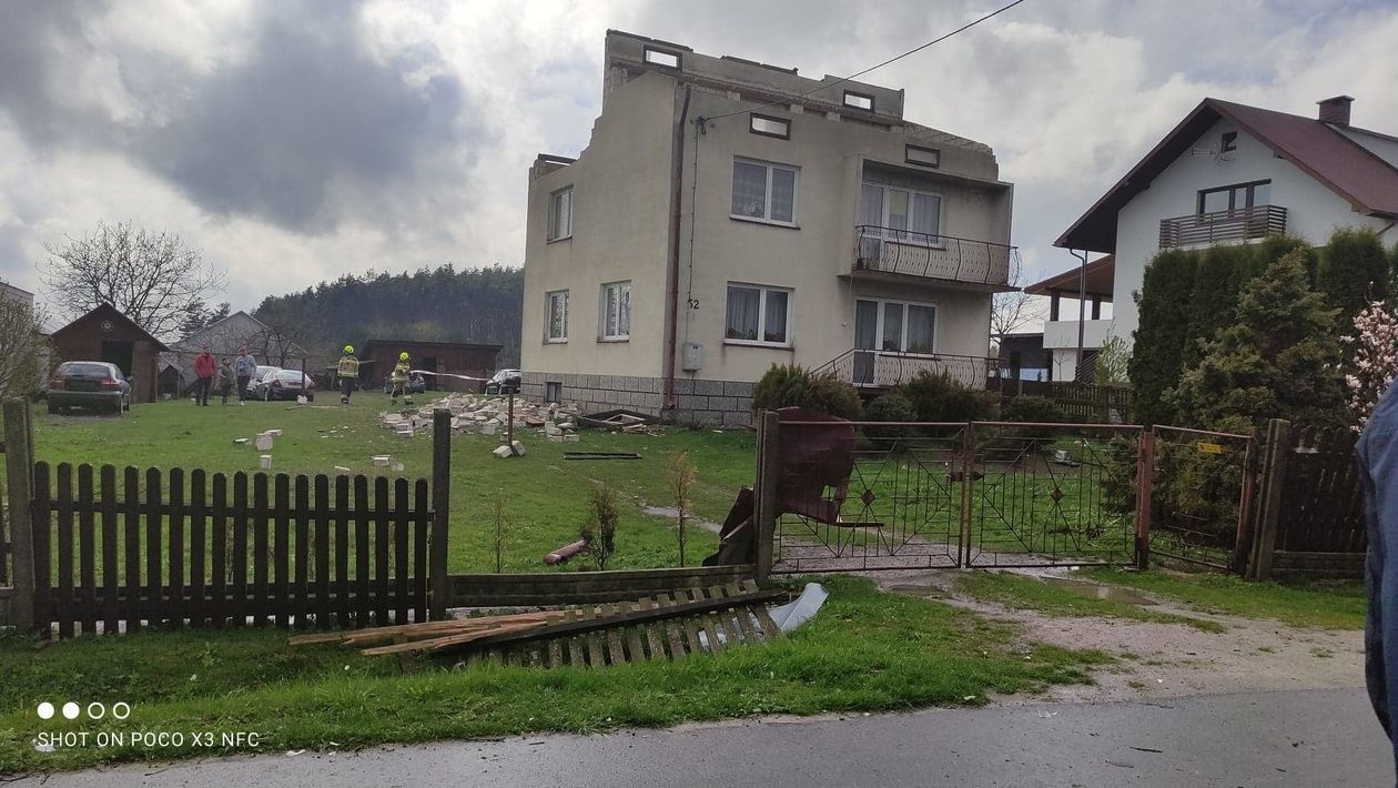 Zniszczony dom w Tereszpolu-Zygmuntach