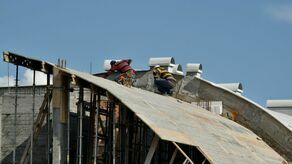 Lublin. Problemy z dachem szkoły