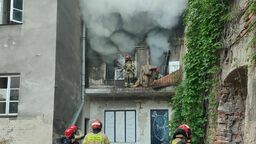 Dwie osoby poszkodowane w pożarze przy ul. Królewskiej w Lublinie