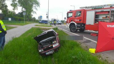 Starszy mężczyzna wjechał do przydrożnego rowu. Zginął na miejscu