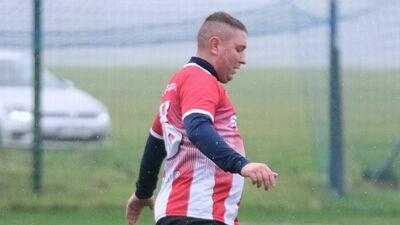 Kamil Dydo i jego podopieczni z Orła Urzędów wracają do A klasy

