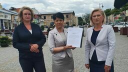 Od lewej: Marcelina Pogódź-Kukiełka, Anna Kusiak-Janiec i Maryla Symczuk 