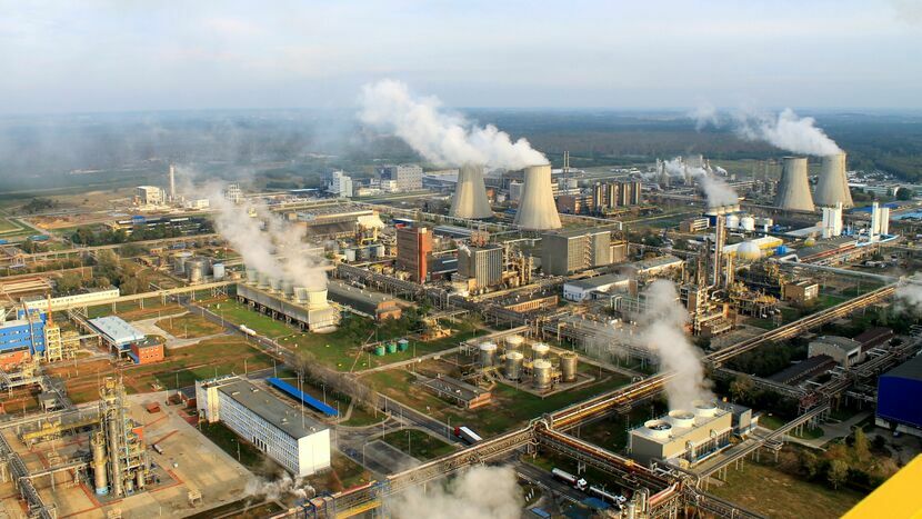 Nowa rafineria miałaby powstać w całości na terenie gminy wiejskiej Puławy, blisko z granicy z miastem. Blisko miejsca, które kilka lat temu było planowane pod elektrownię gazową