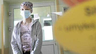 Choroba dała o sobie znać w marcu. Siostra dała jej drugie życie. "Moja bohaterka"