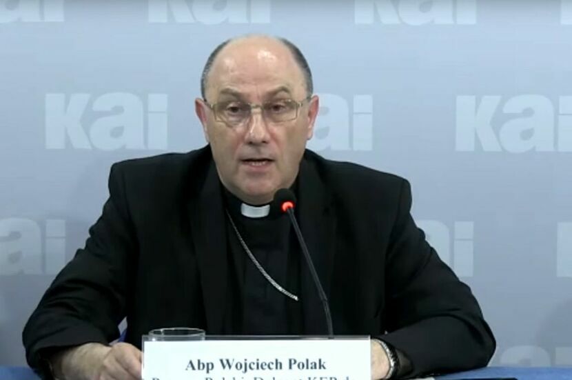 – Jeszcze raz proszę was o przebaczenie – zaznaczył prymas Wojciech Polak, zwracając się do ofiar pedofilii skrzywdzonych przez kapłanów i zakonników