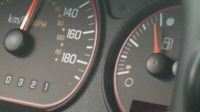 Drogówka zatrzymała citroena. Brakowało 400 tys. kilometrów na liczniku