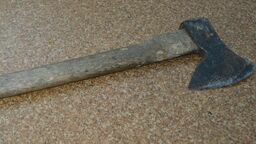 Zabezpieczona siekiera