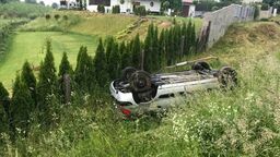 Citroen dachował w Miłocinie