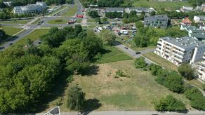 Bliżej ul. Czapskiego, proponowana przez urbanistów maksymalna wysokość budynków to 22 m, nie więcej niż pięć pięter. Mieszkania mogłyby tu zająć nawet połowę powierzchni użytkowej