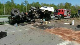 Tak wyglądał wypadek ciężarówki na obwodnicy Puław [nagranie z kamery samochodowej]