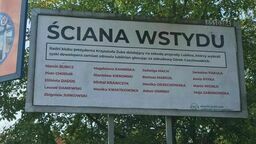 Podobne billboardy zostały powieszone w Lublinie przez aktywistów dwa lata temu, po tym jak Rada Miasta podjęła uchwałę wyznaczającą na górkach czechowskich tereny pod mieszkaniową zabudowę wielorodzinną.