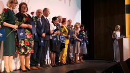 Zasłużeni pracownicy puławskiego przedsiębiorstwa otrzymali kwiaty i odznaczenia 