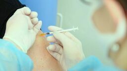 Dr Sutkowski: tempo szczepień jest niezłe, ale nie oszałamiające